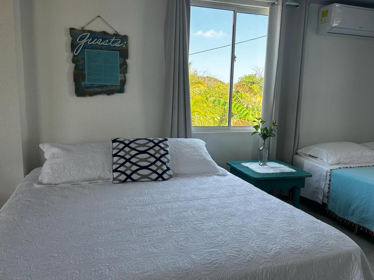 Hotel Miss Francias Home Santa Catalina Island Екстериор снимка