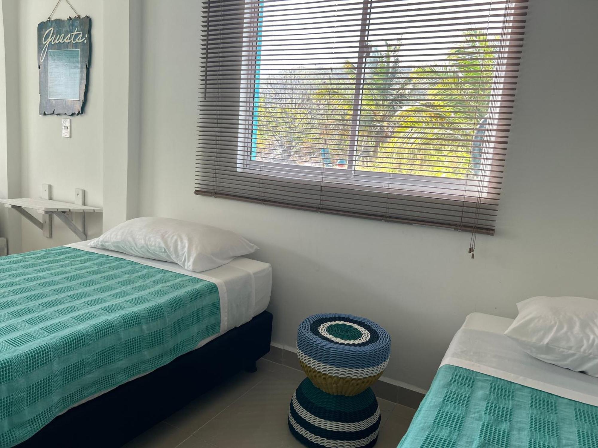 Hotel Miss Francias Home Santa Catalina Island Екстериор снимка