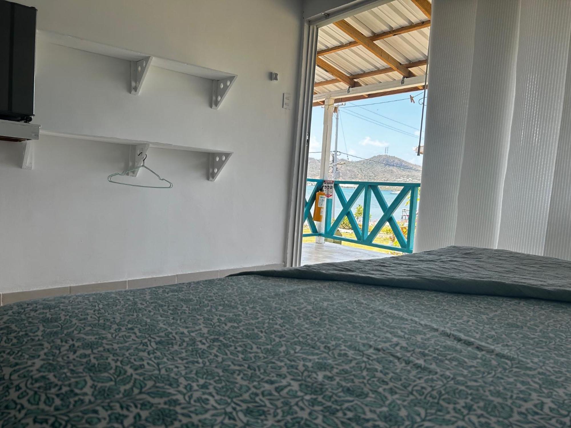 Hotel Miss Francias Home Santa Catalina Island Екстериор снимка